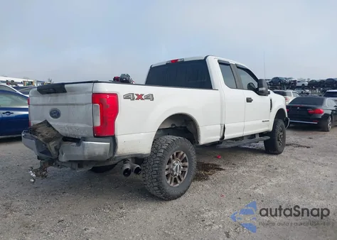 2017 Ford F-250 Xl z USA, uszkodzony, nr VIN 1FT7X2BT4HEC51499